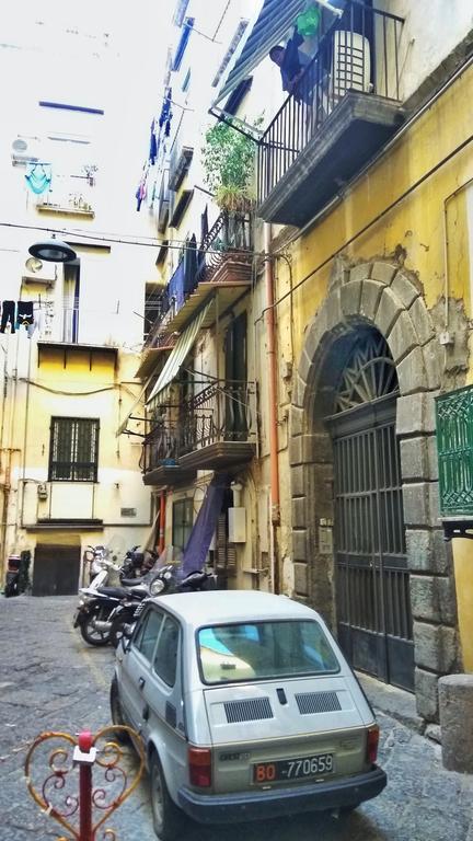 לינה וארוחת בוקר נאפולי Dimora Dei Giganti מראה חיצוני תמונה